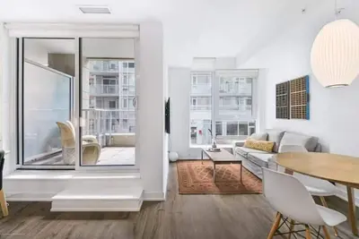 Image de Condo in Downtown Toronto