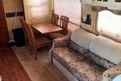 2 Bed, 2 Bath High End Rv, Fully Furnished, Pet and Child Friendly