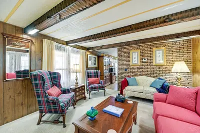 Image de Classic Country Retreat in Ronda on 5 Acres!