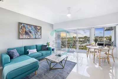 Image de Zen Marina: Bayview ~ Balcony ~ Executive Suite