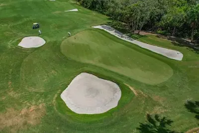 Image de Upgraded 2 Bed/2 Bath condo in Gated River Strand Golf & Country Club. Turnkey!