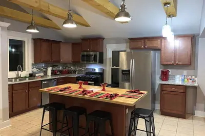 Image de Gem at the Fingerlakes! Pet friendly paradise!