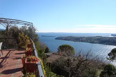 Image de Casale Massina Quarzo a Salò By Bookinggardalake