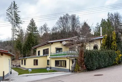 Image de Appartement de vacances \"Schwarzwälder Kirsch Unten\" avec terrasse privée et Wi-Fi