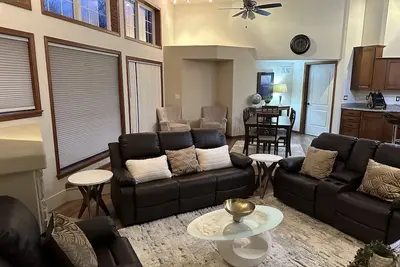 Image de Enjoy your stay at Js-Lodge, where Serenity breeds bonding