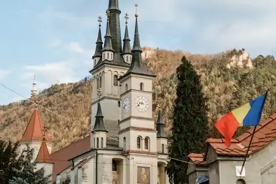 Image de Charming apartment located in Union Square in Schei, Downtown Brasov Romania