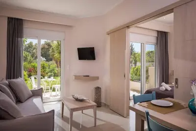 Image de Mear Superior Home - Crete Garden Escape