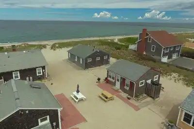 Image de Beachland J - Cozy, updated E. Sandwich Beach cottage w/ ocean views from patio