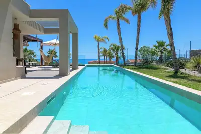 Image de Villa Helios - Quatre Chambres Villa, Couchages 8