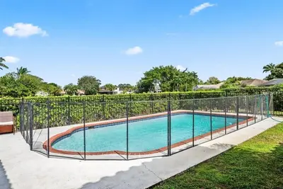 Image de Lakefront Bliss in Wellington