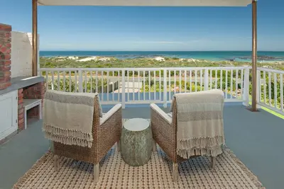 Image de Pearly Beach House - Quatre Chambres Maison, Couchages 8