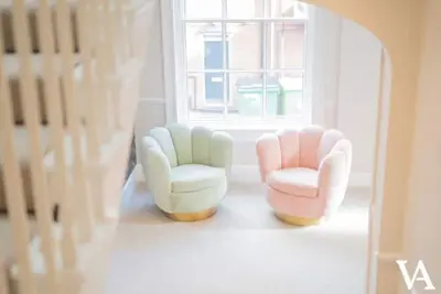 Image de 10 Park Square East - Suite 2