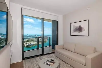 Image de Lux 2 Bd Condo with Breathtaking Views #4511