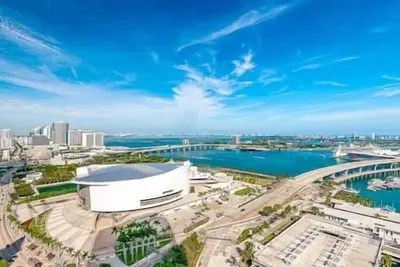 Image de Modern and Spacious Studio in Downtown #2207