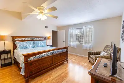 Image de Maison-Salle de bain privée-Confort-Vue sur le bois-Hideaway