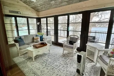 Image de Cumberland Lake House Fun! Come and enjoy all the lake has to offer year round!