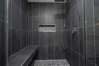 Image de Stylish Sanctuary in Grove City\n