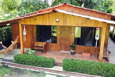Image de Cozy Family Cabin River\/ Nature  Sound. \nPet Friendly! Bungalows Tulipanes Cr