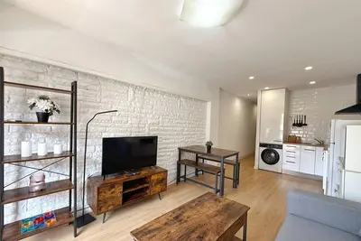 Image de Studio idéal à 100m de la plage avec terrasse, Wi-Fi et parking à Salou