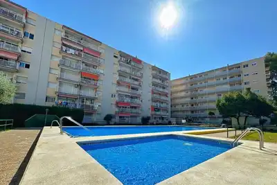 Image de Appartement Salou proche plage avec piscine, Wi-Fi, climatisation et parking