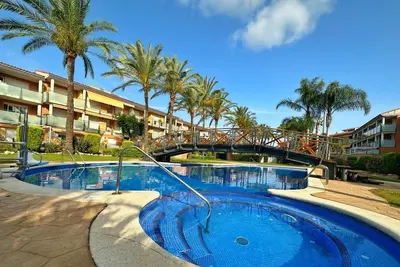 Image de Appartement moderne à Cambrils, 3 chambres, terrasse, parking et Wi-Fi, proche de la plage