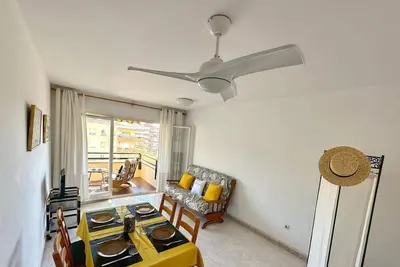 Image de Appartement familial à 500m de la plage, au centre touristique, avec Wi-Fi et climatisation