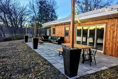 Image de Tranquil Riverview Retreat