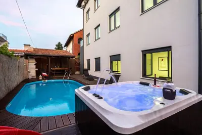 Superbe appartement à Kastel Kambelovac