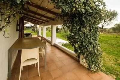 Image de Cherry tree. Rustic 5/6 p. country house with pool and garden
