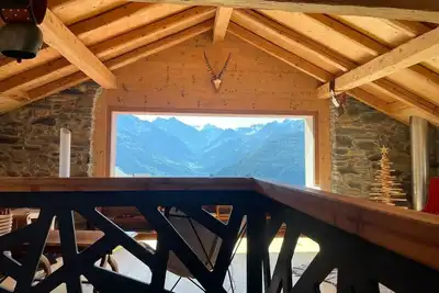 Image de Calme, vue imprenable sur les montagnes, près de Verbier, la Fouly et Champex.