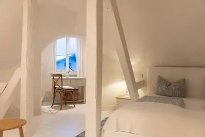 Image de Spend relaxing days in the Merle vacation apartment right in the center of O