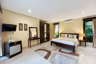 Image de Cometa Villa Spacious - 4br in Seminyak with enclosed living room, Pool & Garden