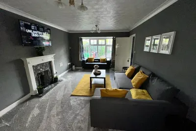 Image de Discover Heaven's Way Heathrow: 25% Off! Near Windsor Castle, Legoland, Windsor!