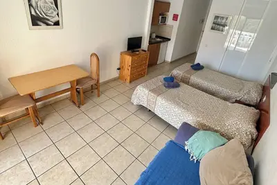 Image de Studio apt. in Castle Harbour with pool view (C017)