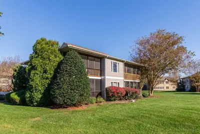 Image de 2nd floor condo in Plantations West. Close to Lewes and Rehoboth!