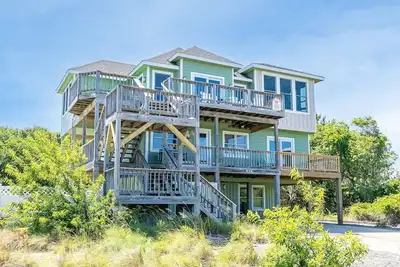 Image de Shore-ly Blessed - Corolla, Whalehead, Beach 900 Ft, Pool, Hot Tub, Ocean View, Pets, Dog Run Area