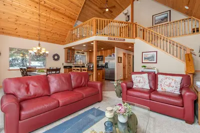 Image de Innsbruk Chalet- Cozy Mountain Retreat