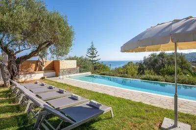 Image de Villa Alkyoni Mare - Trois Chambres Villa, Couchages 6