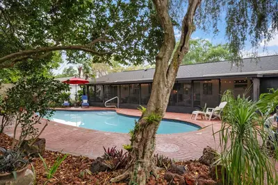 Image de Swim! Pool Paradise - close to Orlando/Tampa/St Pete - Cozy & Modern