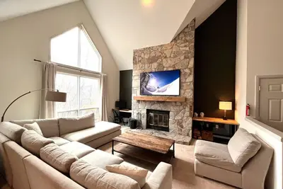 Image de Seasons-walk to lifts, amenities clubhouse, hot tub