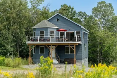 Image de Walk to Carinthia lodge & Lift, Hot tub. Views!