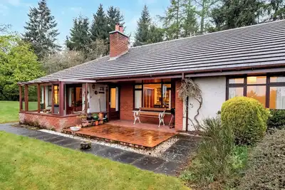 Image de 3 chambres à coucher à Alyth