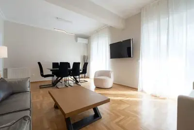 Image de Corner penthouse in Acropolis