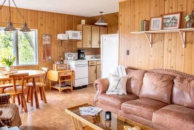 Image de Rockwood: 2-Bedroom Cottage #3