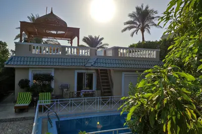 Image de Extremely private Villa with Pool & Garden and entrance for private Beach