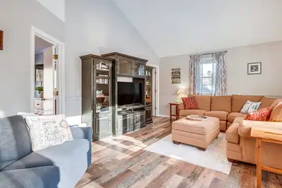 Image de Quiet New Hampshire Getaway w/ Game Room!