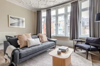 Image de Excellent Farringdon 2br, nr Shops, Dining & Bars, by Blueground