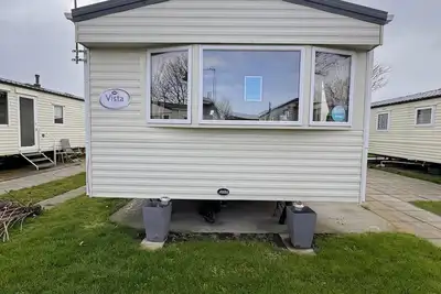 Image de 3 Bed Caravan - Sleeps 8 - Pet friendly, Parking