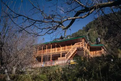 Image de Eco-friendly mountain cottage- manali
