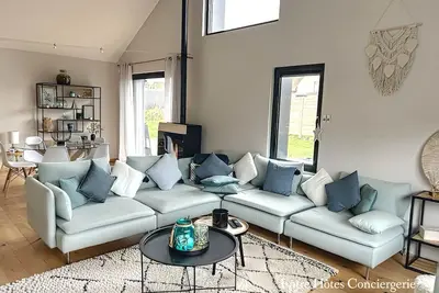 Image de Eden Blue Lodge - Villa 8 voyageurs avec piscine à 15 minutes de Compiègne